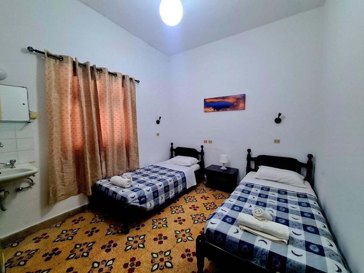 Avrahostelroom Karpatos Zewnętrze zdjęcie